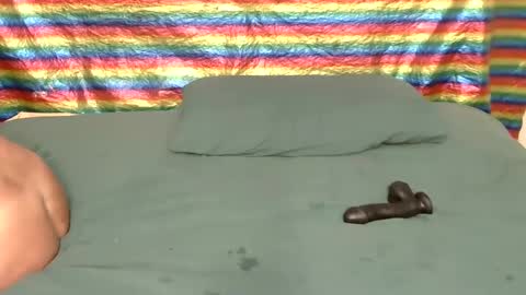 bottomdaddyforyou925375 online show from January 2025 11:55:01 PM