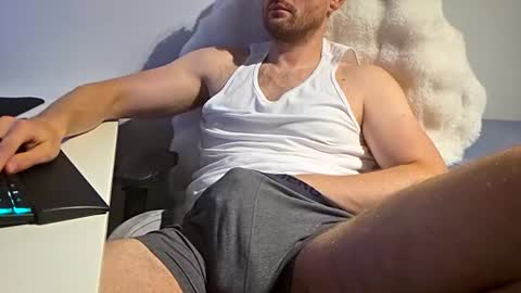 Snapshot of bottomtsinner chatting on August 2026 11:25:01 PM bottomtsinner online show from August 2026 11:25:01 PM