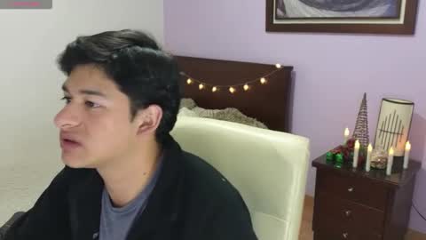 Snapshot of bottomttwink chatting on November 2025 03:07:01 AM bottomttwink online show from November 2025 03:07:01 AM