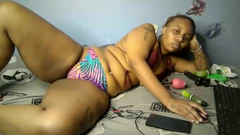 botty_queen online show from April 2026 06:20:01 PM