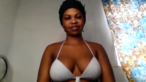 Snapshot of bouncingxxx_ass chatting on September 2025 07:46:02 AM mirabel online show from September 2025 07:46:02 AM