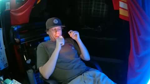 Bowerboi1217 online show from December 2025 09:01:02 PM