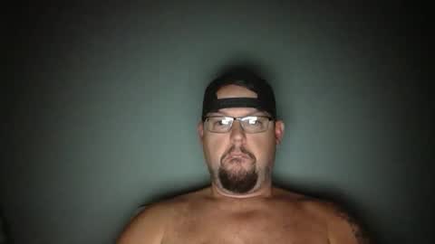 bowtieguy84 online show from November 2025 11:51:02 AM