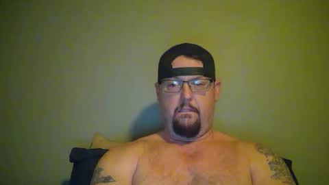 Snapshot of bowtieguy84 chatting on March 2026 01:07:02 AM bowtieguy84 online show from March 2026 01:07:02 AM