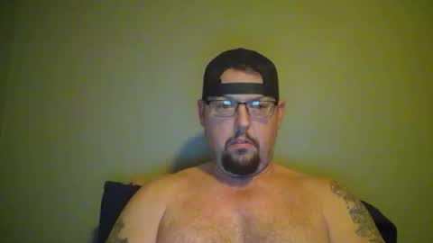 Snapshot of bowtieguy84 chatting on April 2026 03:26:01 AM bowtieguy84 online show from April 2026 03:26:01 AM