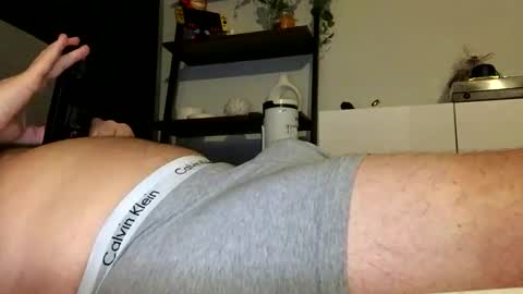 Snapshot of boxerbro123 chatting on October 2025 06:38:02 PM boxerbro123 online show from October 2025 06:38:02 PM