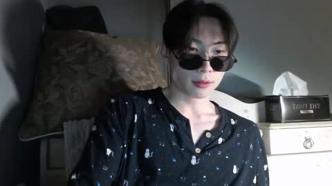 Snapshot of boxman556990 chatting on January 2025 04:31:02 PM boxman556990 online show from January 2025 04:31:02 PM