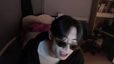 Snapshot of boxman556990 chatting on February 2025 08:40:01 PM boxman556990 online show from February 2025 08:40:01 PM