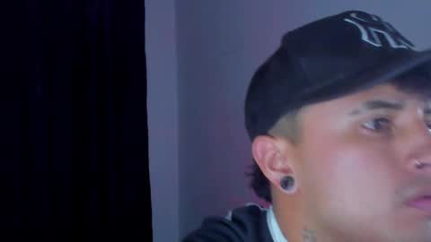 boy_nauthy online show from September 2025 07:31:01 AM