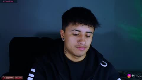 boy_nauthy online show from November 2025 03:45:02 PM