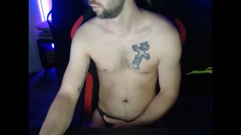 boy_t0y89 online show from December 2024 06:09:02 AM