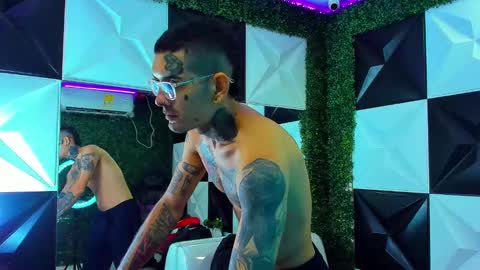 boy_tatto777 online show from September 2025 04:09:05 PM