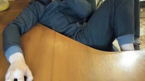 BoyApollon online show from October 2025 05:44:02 AM