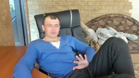 BoyApollon online show from March 2026 07:09:02 AM