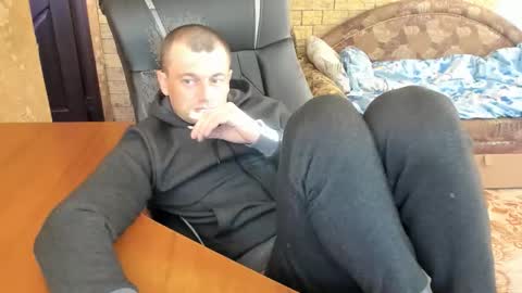 BoyApollon online show from April 2026 04:51:01 AM