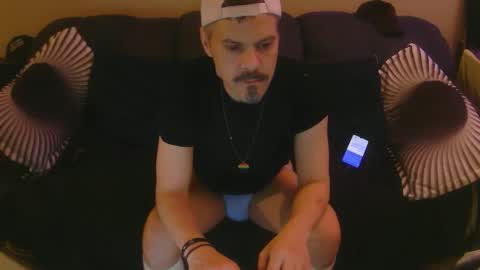 Snapshot of boyblond36 chatting on February 2025 08:31:02 AM Slutty Stud online show from February 2025 08:31:02 AM