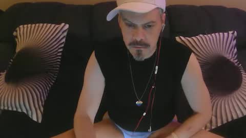 Snapshot of boyblond36 chatting on February 2025 10:28:01 PM Slutty Stud online show from February 2025 10:28:01 PM