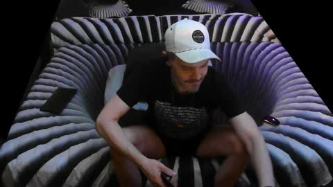 Snapshot of boyblond36 chatting on September 2025 06:01:02 PM Slutty Stud online show from September 2025 06:01:02 PM