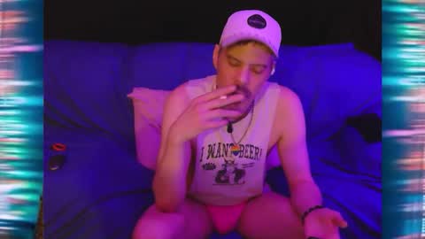 Snapshot of boyblond36 chatting on November 2025 04:24:02 AM Slutty Stud online show from November 2025 04:24:02 AM