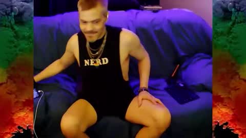 Snapshot of boyblond36 chatting on December 2025 10:47:01 PM Slutty Stud online show from December 2025 10:47:01 PM