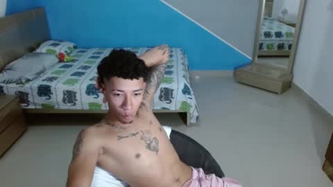 boyhot_sw online show from February 2025 02:45:02 AM