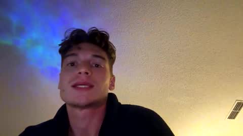 Snapshot of boynekstdoorr chatting on October 2025 10:24:01 AM boynekstdoorr online show from October 2025 10:24:01 AM