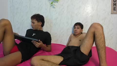 ALEX - TAYLER  -MIKE online show from April 2026 01:12:02 AM