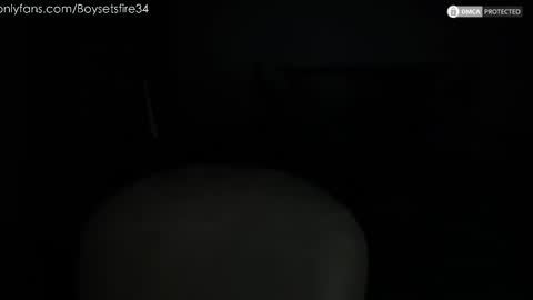 Snapshot of boysetsfire34 chatting on October 2025 09:43:01 AM boysetsfire34 online show from October 2025 09:43:01 AM