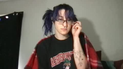 boywithbug online show from February 2026 02:54:02 PM