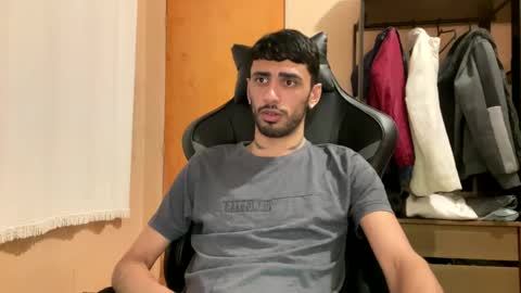 boyzinm2 online show from October 2025 11:57:01 PM