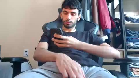 boyzinm2 online show from April 2026 02:43:02 PM