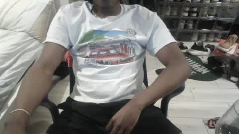 Snapshot of bquen400 chatting on January 2025 03:50:02 AM bquen400 online show from January 2025 03:50:02 AM