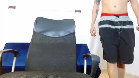 Snapshot of br4ndon_cooper chatting on November 2025 05:44:02 PM Brandon online show from November 2025 05:44:02 PM