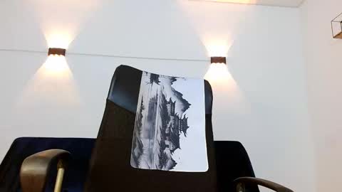 Snapshot of br4ndon_cooper chatting on December 2025 06:57:02 PM Brandon online show from December 2025 06:57:02 PM