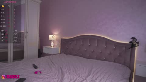 Snapshot of brabuss_ chatting on February 2025 05:46:01 AM Lana online show from February 2025 05:46:01 AM