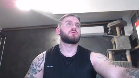 Snapshot of brad_pittfall chatting on January 2026 06:55:02 PM ask me online show from January 2026 06:55:02 PM