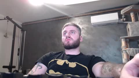 Snapshot of brad_pittfall chatting on January 2026 07:28:01 PM ask me online show from January 2026 07:28:01 PM