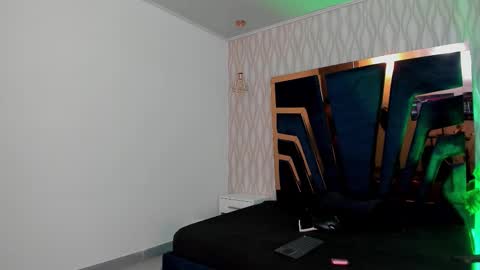 Snapshot of brad_summer chatting on October 2025 05:28:01 PM brad summer online show from October 2025 05:28:01 PM