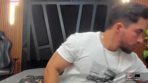 Snapshot of brad_summer chatting on November 2025 05:24:02 PM brad summer online show from November 2025 05:24:02 PM