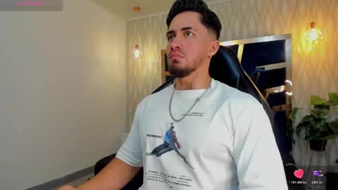 Snapshot of brad_summer chatting on November 2025 05:24:01 PM brad summer online show from November 2025 05:24:01 PM