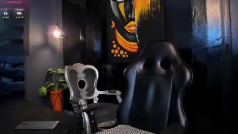 Snapshot of brad_summer chatting on December 2025 03:39:01 PM brad summer online show from December 2025 03:39:01 PM