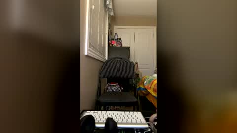 Snapshot of bradadair14 chatting on June 2026 04:41:02 AM bradadair14 online show from June 2026 04:41:02 AM