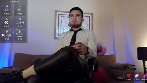 Snapshot of bradleycolton chatting on November 2025 06:29:01 PM Bradley Colton Independ Model online show from November 2025 06:29:01 PM