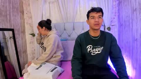 BradLovEmma  online show from October 2025 10:15:01 AM