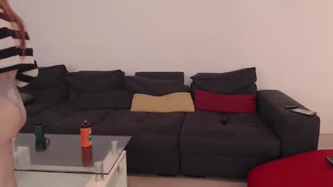 Nick and Molly online show from November 2025 08:13:01 AM