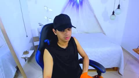 B R A N D online show from November 2025 05:38:01 AM