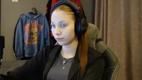 Alice online show from November 2025 03:18:02 PM