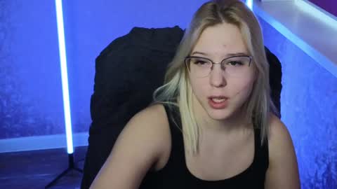 Belle  online show from January 2025 07:32:02 AM