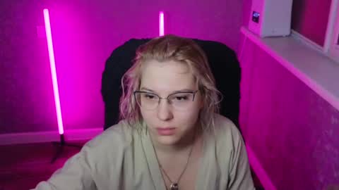 Belle  online show from January 2025 01:54:01 AM