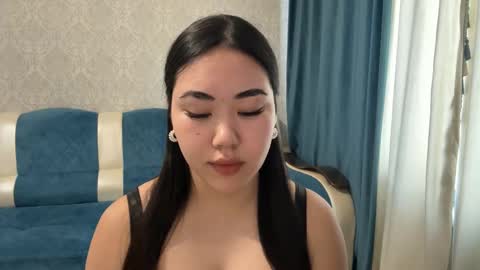 Aypril   online show from December 2025 10:11:02 AM